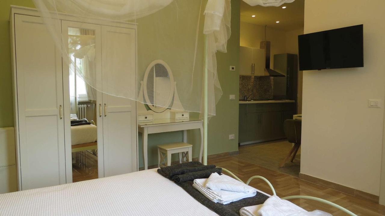 Il Gelso Di Barcuzzi Bed & Breakfast Lonato Bagian luar foto