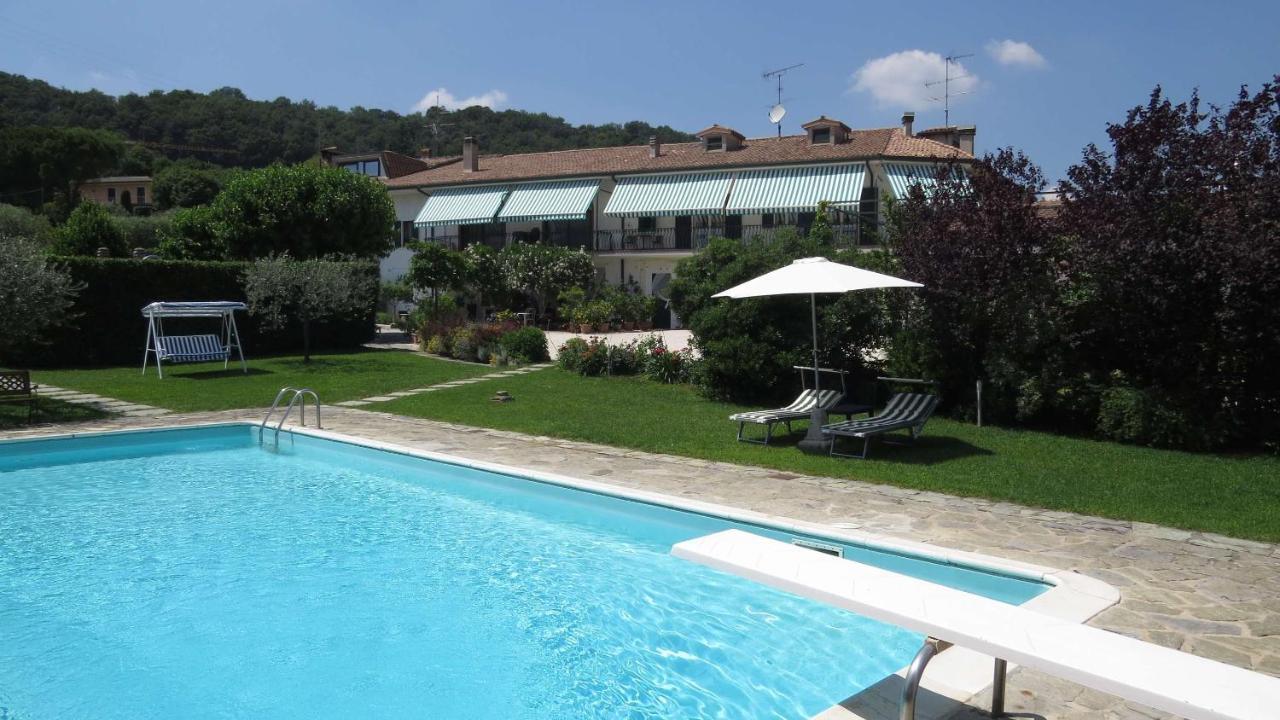 Il Gelso Di Barcuzzi Bed & Breakfast Lonato Bagian luar foto
