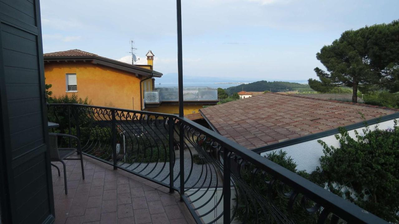 Il Gelso Di Barcuzzi Bed & Breakfast Lonato Bagian luar foto