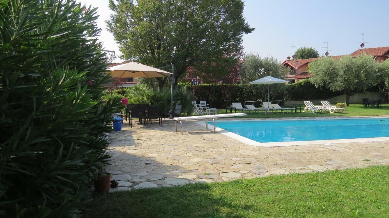 Il Gelso Di Barcuzzi Bed & Breakfast Lonato Bagian luar foto