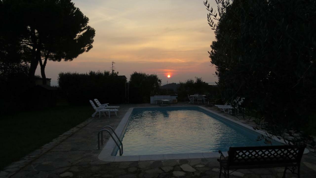 Il Gelso Di Barcuzzi Bed & Breakfast Lonato Bagian luar foto